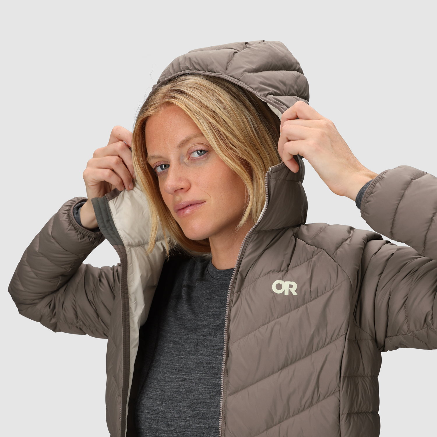 Parka en duvet Outdoor Research Transcendent Femmes - Plein Air Entrepôt